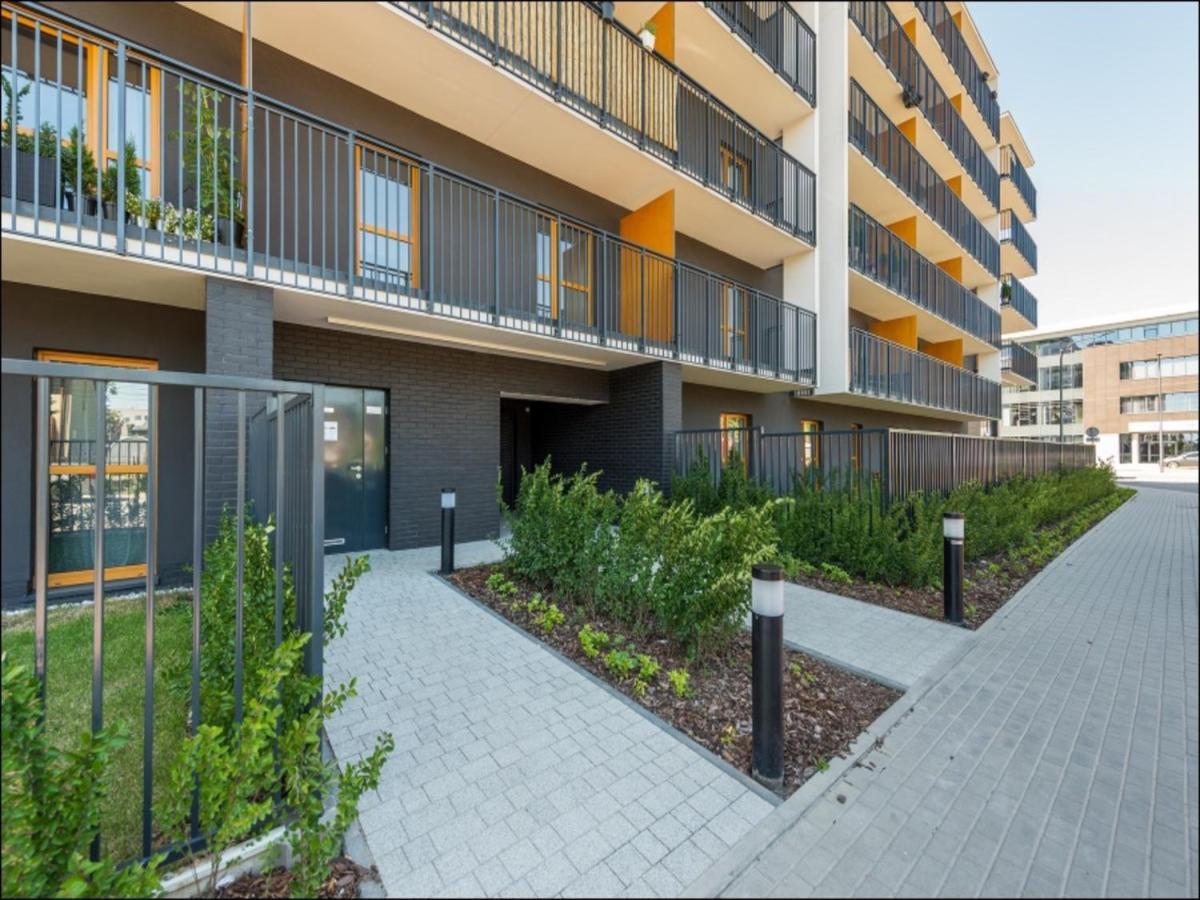 Okecie Airport Studio Bakalarska 2 P&O Serviced Apartments Варшава Екстериор снимка